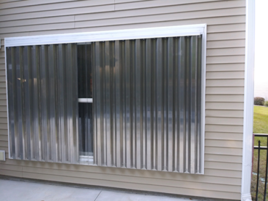 rear_triple_windows_shutter_2